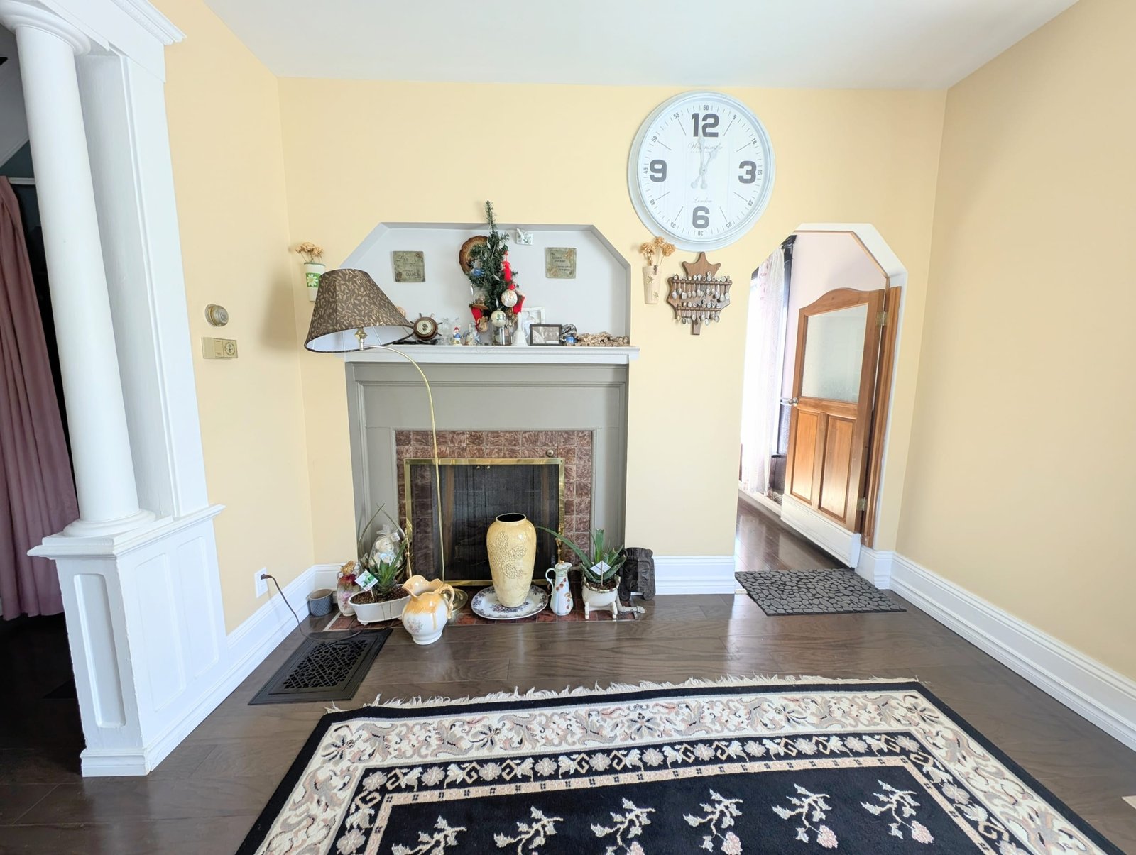 Upper floor unit at 55 Grant Street Chatham
